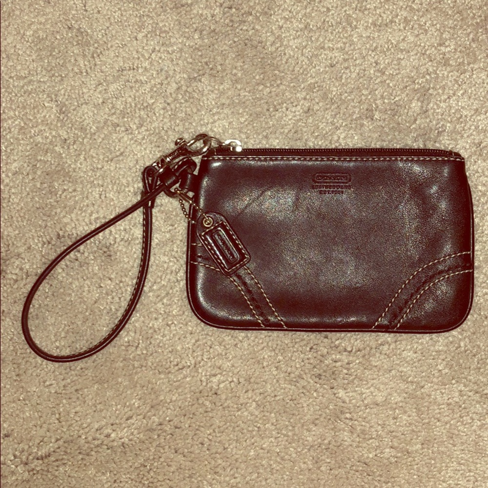 Black Leather Coach Wristlet